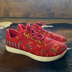 NOBULL Trainers size 7.5
